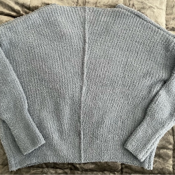 Sincerely Jules soft v-neck sweater - Picture 2 of 4